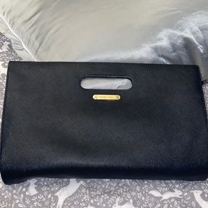 Micheal Kors Clutch Purse